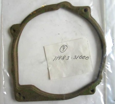 SUZUKI NOS GT750 STATOR COVER GASKET